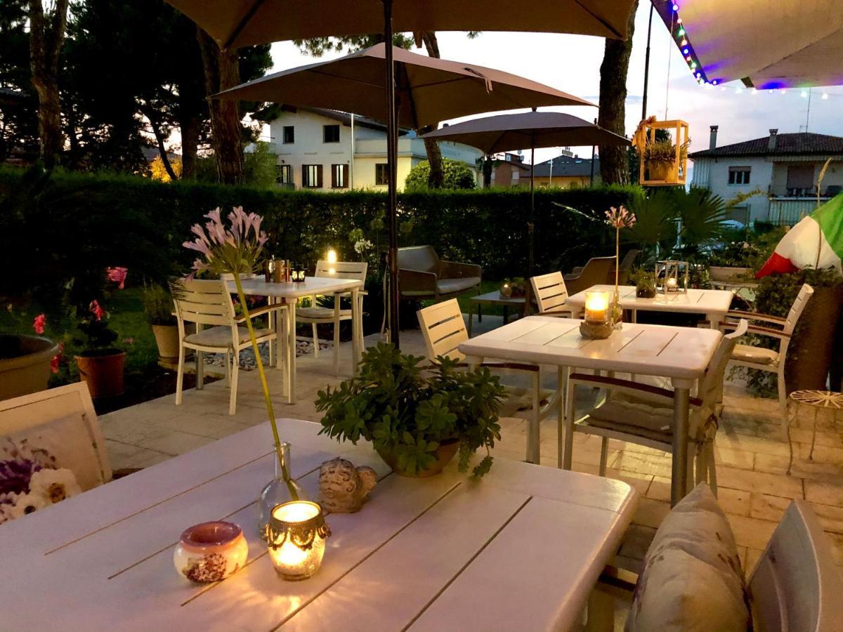 Hotel International Сирмионе Экстерьер фото